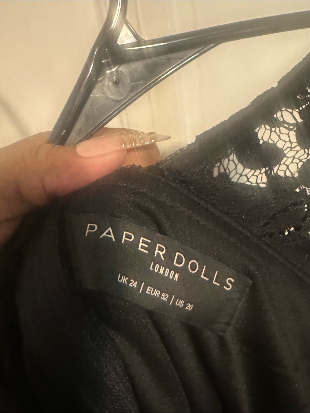 paper doll Black Lace Midi Dress